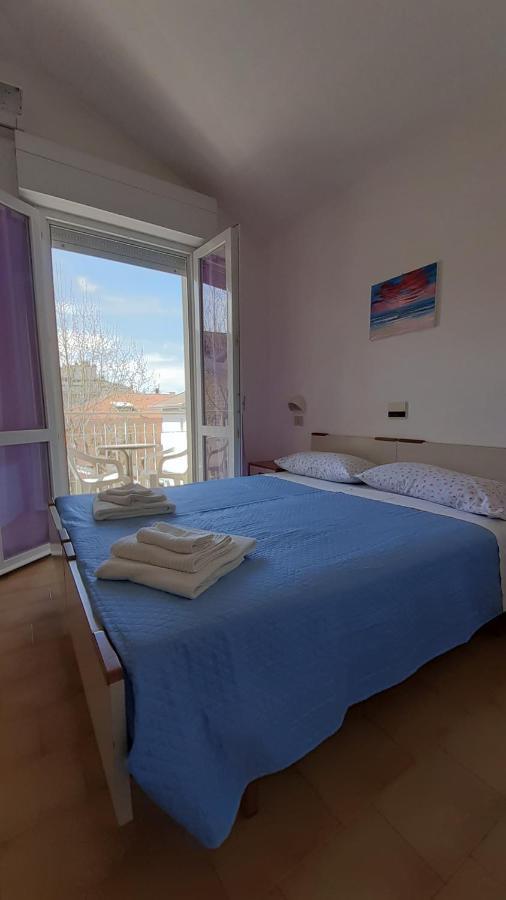 Hotel Elisabetta 2 Stelle Cattolica Eksteriør bilde