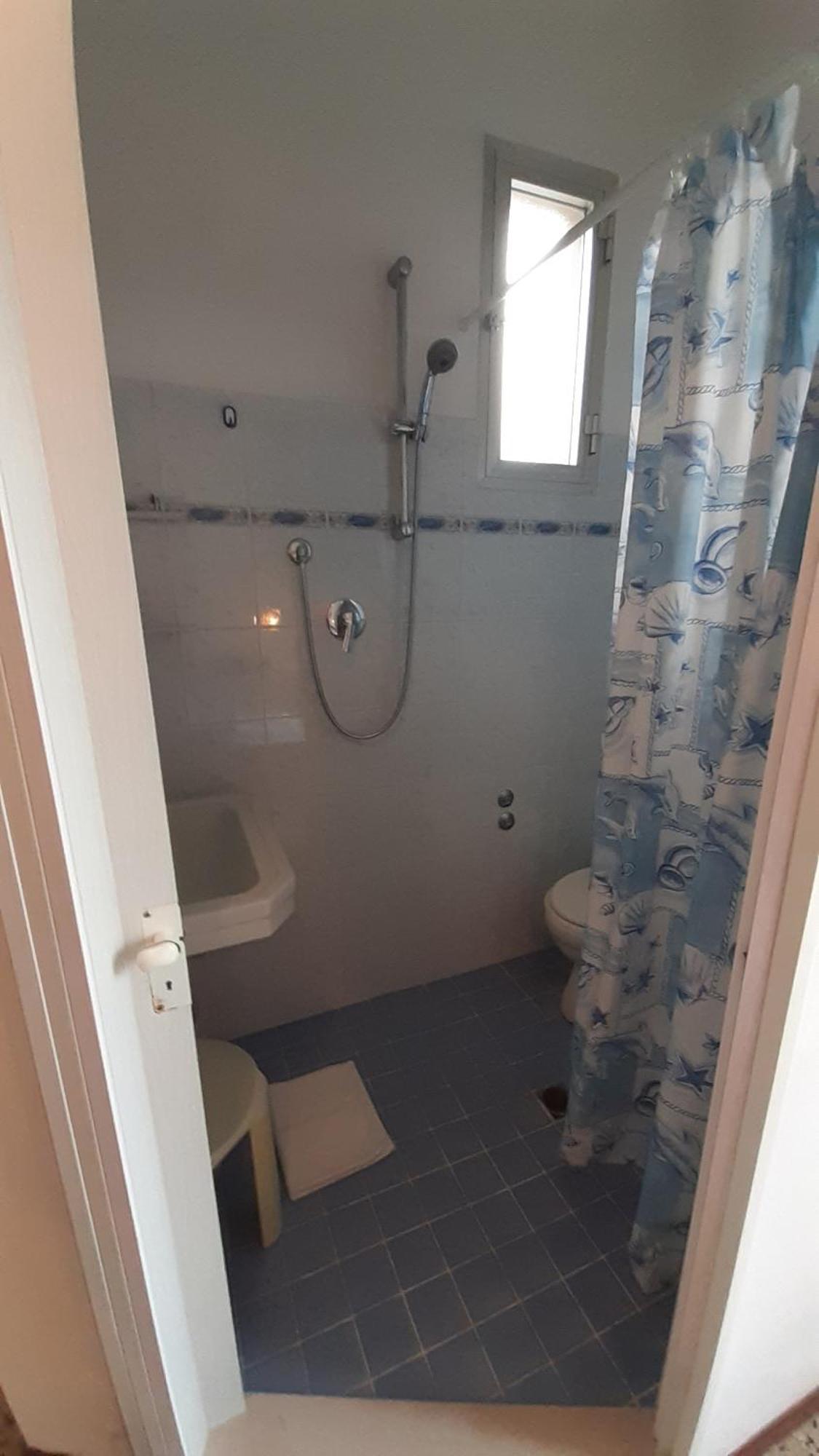 Hotel Elisabetta 2 Stelle Cattolica Eksteriør bilde