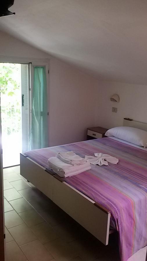 Hotel Elisabetta 2 Stelle Cattolica Eksteriør bilde